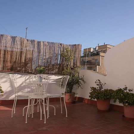 Lovely Apartment With A Terrace Barcelona Ngoại thất bức ảnh