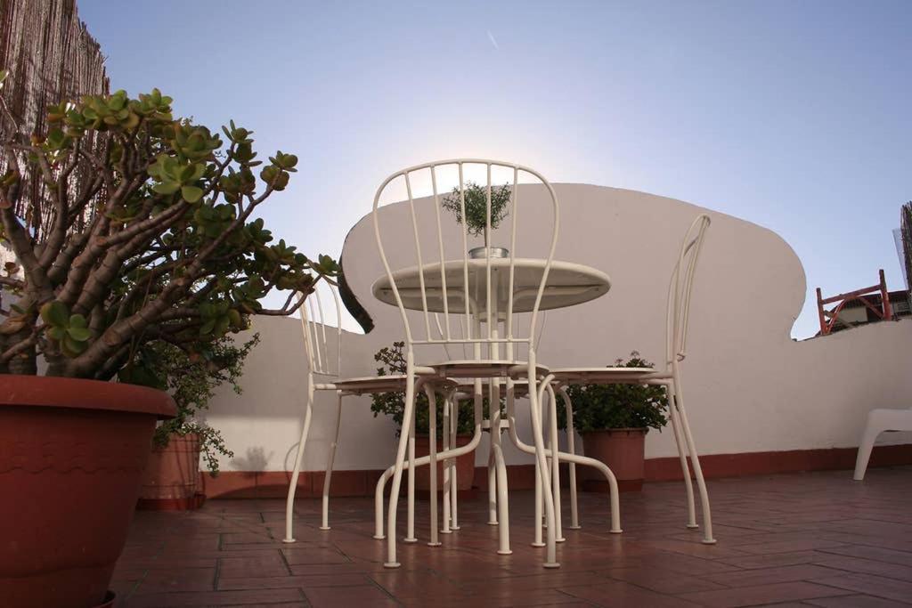 Lovely Apartment With A Terrace Barcelona Ngoại thất bức ảnh