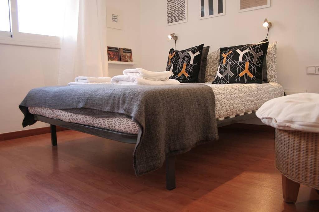 Lovely Apartment With A Terrace Barcelona Ngoại thất bức ảnh